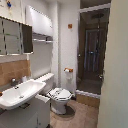 T2 Vue Avec Parking Piscine Tennis Boulodrome Parc Enfants Apartamento Agde