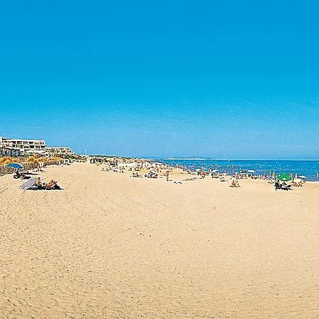 T2 Vue Avec Parking Piscine Tennis Boulodrome Parc Enfants