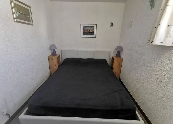 T2 Vue Avec Parking Piscine Tennis Boulodrome Parc Enfants Agde